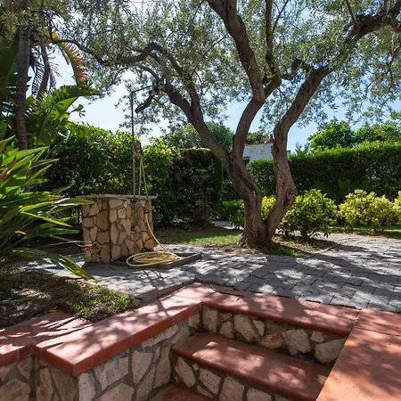 Villa Giulia Fronte Mare Con Privata
