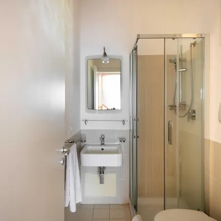 Villa Giulia Fronte Mare Con Privata