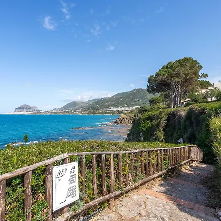 Giulia Fronte Mare Con Privata Cefalu