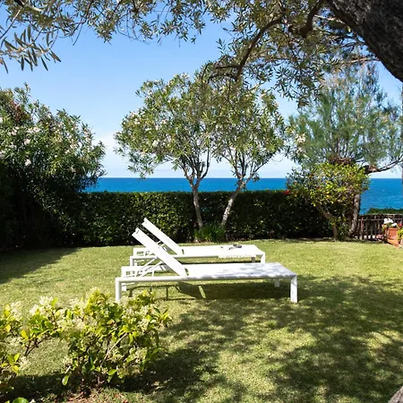 Giulia Fronte Mare Con Privata Villa Cefalu