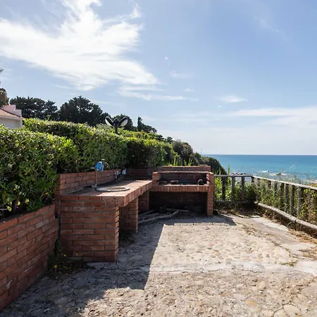 Giulia Fronte Mare Con Privata Villa